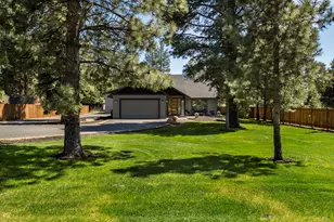 19533 River Woods Dr, Bend, OR 97702 - Photo 1