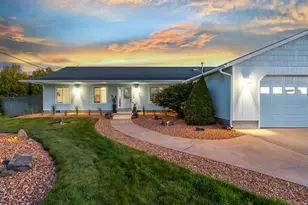 1924 NW Nickernut Ave, Redmond, OR 97756 - Photo 1