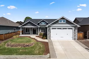 2023 Jeremy St, Central Point, OR 97502 - Photo 1