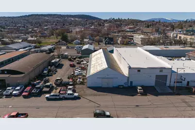 242 Market Street, Klamath Falls, OR 97601 - Photo 1