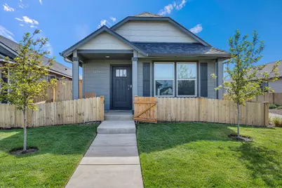 3271 NW 9th Street, Redmond, OR 97756 - Photo 1