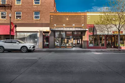 522 SW 6th Street, Redmond, OR 97756 - Photo 1