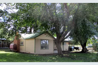 36041 Agency Lake Loop Road, Chiloquin, OR 97624 - Photo 1