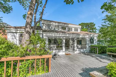 2693 Oak View Circle, Medford, OR 97504 - Photo 1