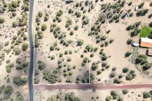 61180 Lone Pne Trl, Bend, OR 97702 - Photo 1