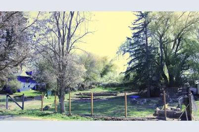1859 Burns Street, Klamath Falls, OR 97603 - Photo 1