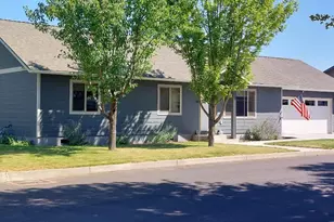 596 Naomi St, Metolius, OR 97741 - Photo 1