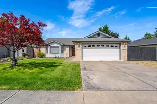 1219 Looking Glass Way, Central Point, OR 97502 - Photo 1