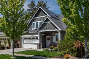 20490 SE Braelen Ln, Bend, OR 97702 - Photo 1