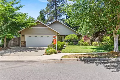 316 SW Hudson Lane, Grants Pass, OR 97526 - Photo 1