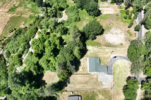 1730 Hugo Rd, Merlin, OR 97532 - Photo 1