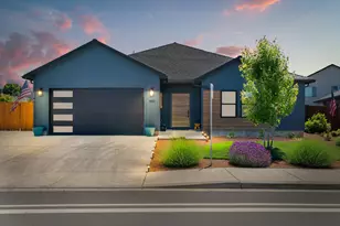 440 Arrowhead Trail, Eagle Point, OR 97524 - Photo 1