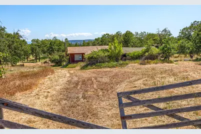 6617 Dodge Road, White City, OR 97503 - Photo 1