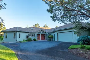 2103 Condor Ct, Redmond, OR 97756 - Photo 1