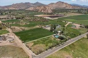 637 NE Smith Rock Way, Terrebonne, OR 97760 - Photo 1