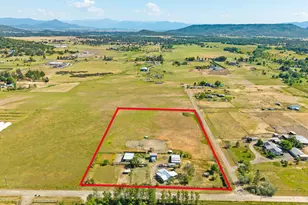 4071 Winnetka Rd, White City, OR 97503 - Photo 1