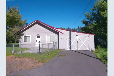 312 S Wasco Avenue, Chiloquin, OR 97624 - Photo 1