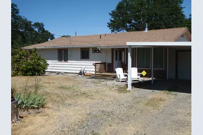 6362 Harold Road, Central Point, OR 97502 - Photo 1