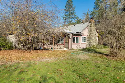 163 Genverna Glen, Grants Pass, OR 97527 - Photo 1