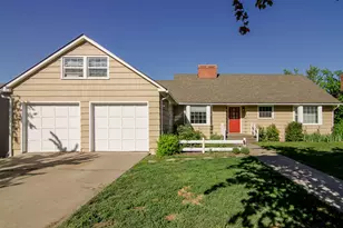 1404 N Eldorado Ave, Klamath Falls, OR 97601 - Photo 1