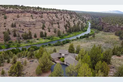 8110 NW Grubstake Way, Redmond, OR 97756 - Photo 1