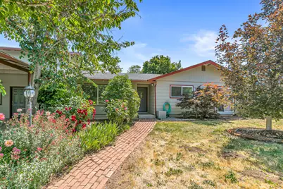 2615 Glory C Road, Medford, OR 97501 - Photo 1