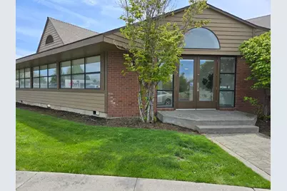 2622 SW Glacier Place #120, Redmond, OR 97756 - Photo 1