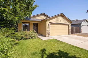 1157 Peachwood Ct, Medford, OR 97501 - Photo 1