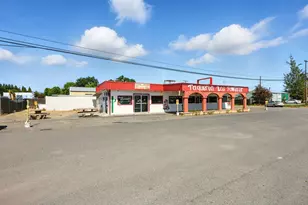 6407 Table Rock Rd, Central Point, OR 97502 - Photo 1