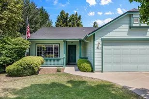 1545 NW Spruce Pl, Redmond, OR 97756 - Photo 1