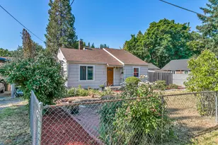 543 Sunset Way, Grants Pass, OR 97527 - Photo 1