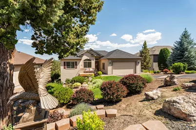 1036 Niagara Falls Drive, Redmond, OR 97756 - Photo 1