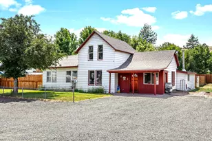 250 N Johnson Ave, Prairie City, OR 97869 - Photo 1