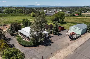 8543 15th St, Terrebonne, OR 97760 - Photo 1