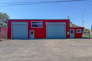 1730 S E Melrose Dr, Prineville, OR 97754 - Photo 1