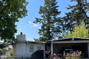 930 Reddy Ave, Medford, OR 97504 - Photo 1