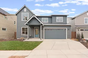 2133 SW 43rd St, Redmond, OR 97756 - Photo 1