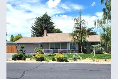 3634 La Marada Way, Klamath Falls, OR 97603 - Photo 1