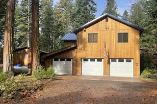 27062 Forest Park Ln, Klamath Falls, OR 97601 - Photo 1