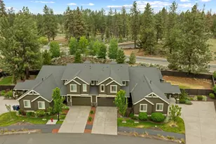60367 SE Hedgewood Ln, Bend, OR 97702 - Photo 1