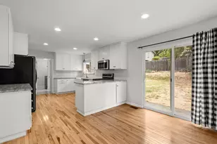 1332 NW Highland Ave, Grants Pass, OR 97526 - Photo 1