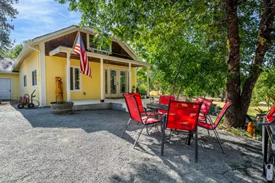 715 Three Pines Road, Grants Pass, OR 97526 - Photo 1