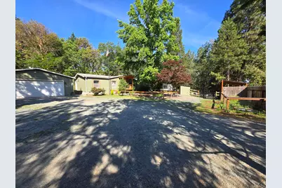 7394 Monument Drive, Grants Pass, OR 97526 - Photo 1