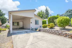 107 NW Wrightwood Cir, Grants Pass, OR 97526 - Photo 1