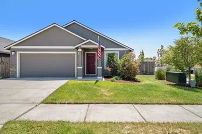 3096 NW Dogwood Avenue, Redmond, OR 97756 - Photo 1