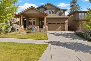 19692 Aspen Ridge Dr, Bend, OR 97702 - Photo 1