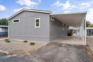 115 Orangewood Dr, Grants Pass, OR 97526 - Photo 1