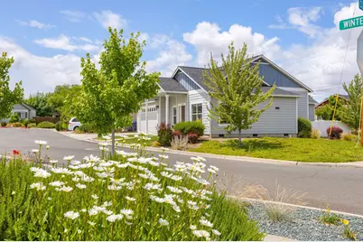 301 Wintersage Circle, Talent, OR 97540 - Photo 1