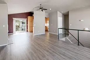 438 NW 19th St, Redmond, OR 97756 - Photo 1