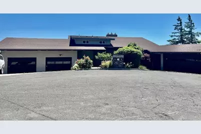 2384 Linda Vista Drive, Klamath Falls, OR 97601 - Photo 1